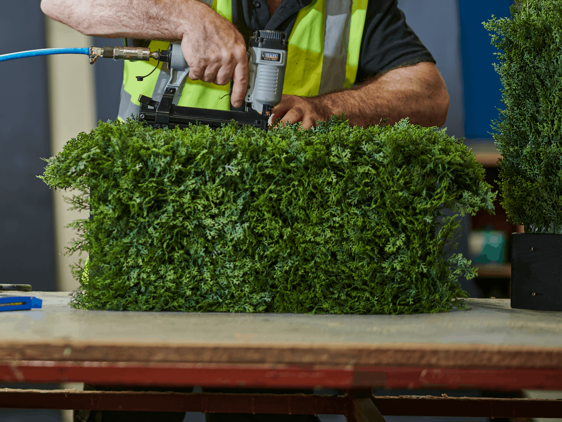 Building an artificial hedge