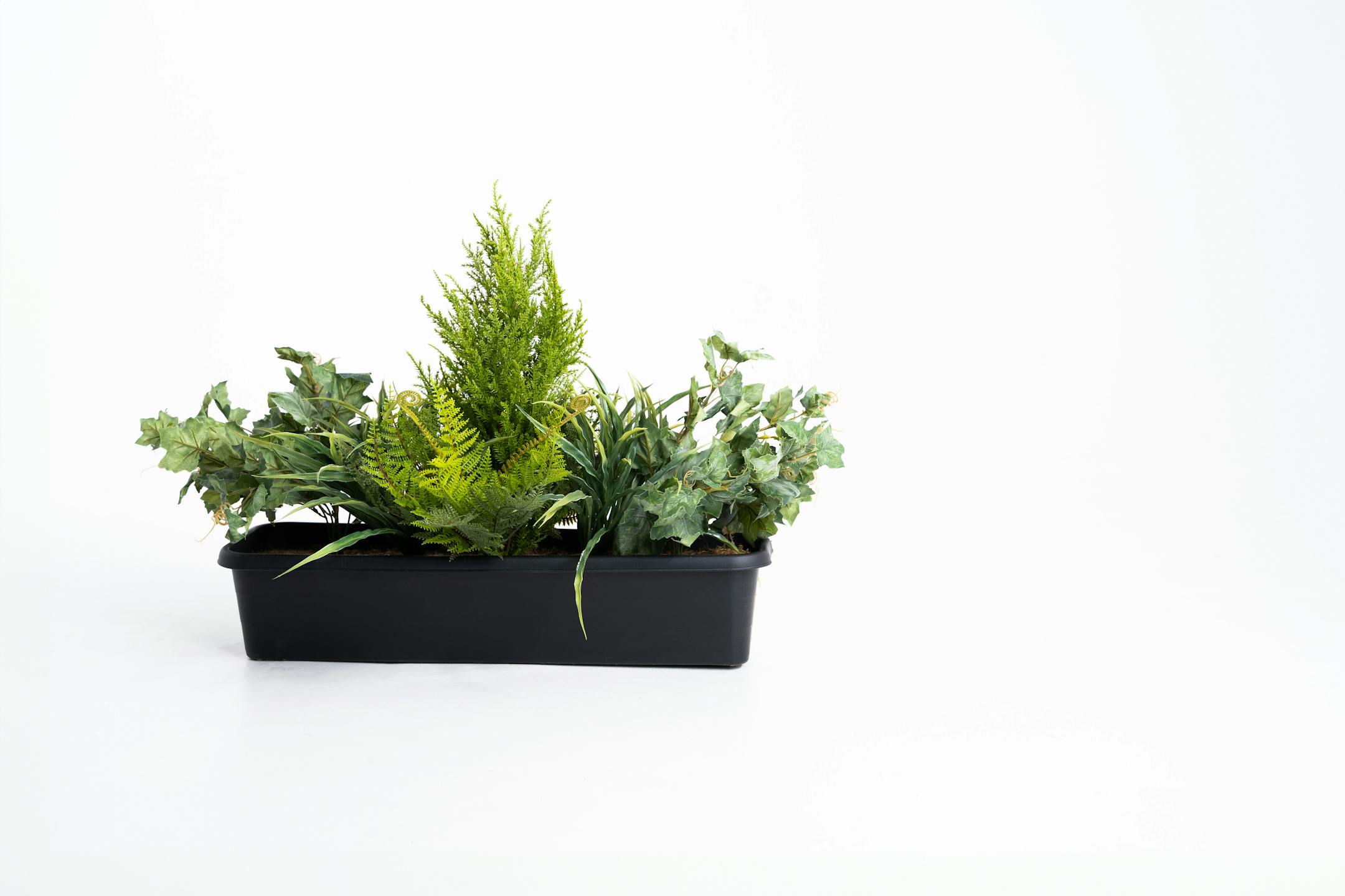 Artificial foliage window box