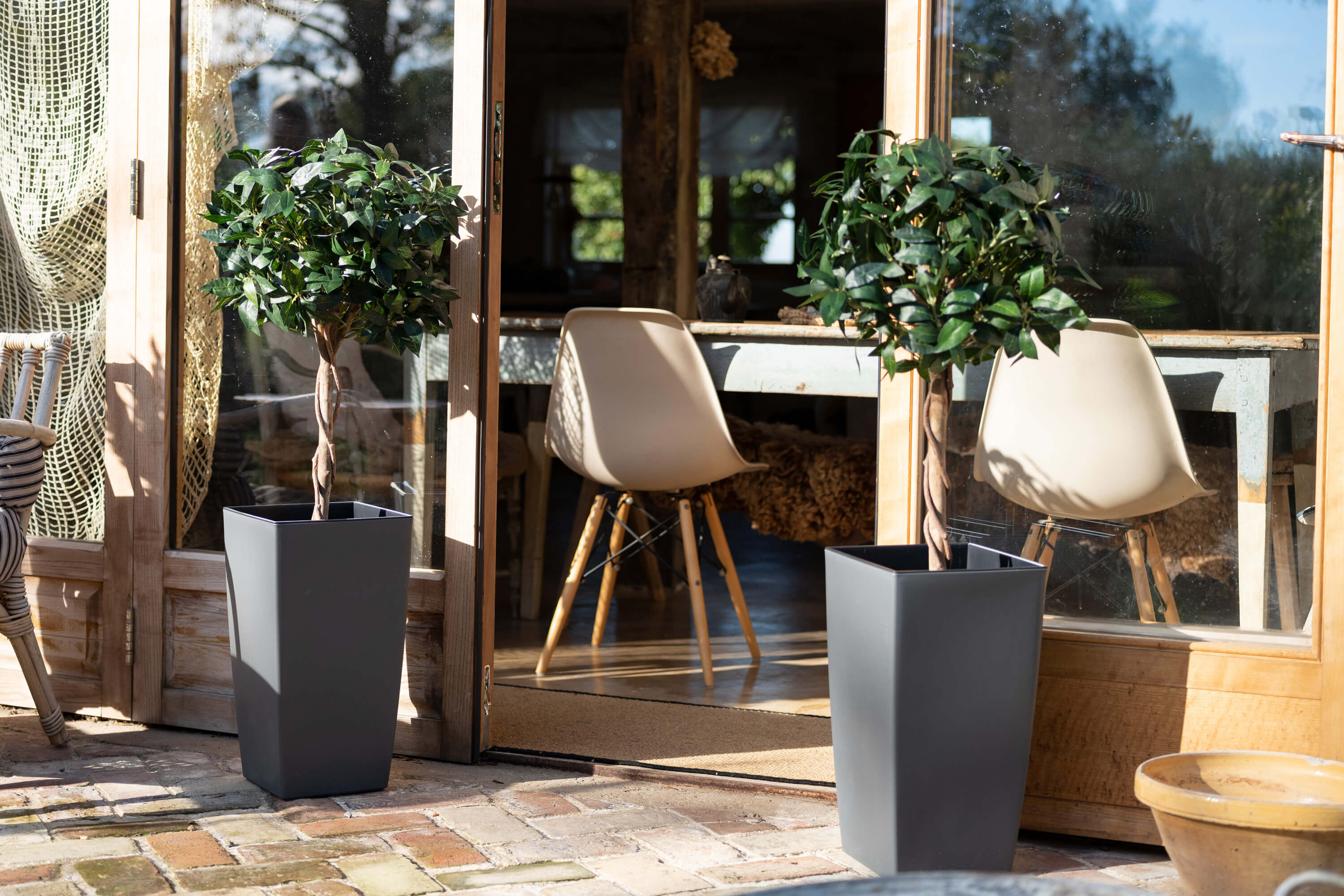 Artificial bay laurel tree